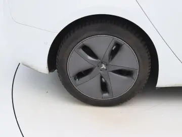 TESLA Model 3 Standard RWD Plus