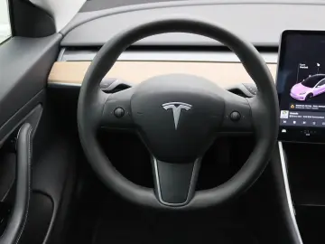 TESLA Model 3 Standard RWD Plus