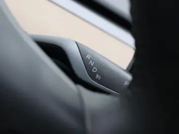 TESLA Model 3 Standard RWD Plus