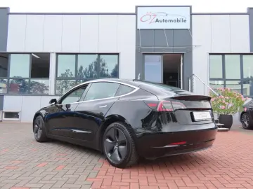 TESLA Model 3 Long Range Dual AWD 75 KWH