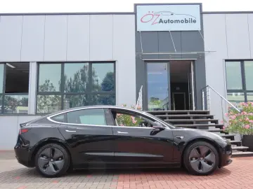 TESLA Model 3 Long Range Dual AWD 75 KWH