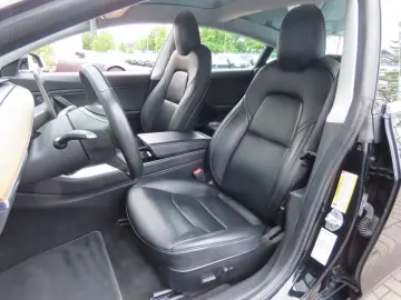 TESLA Model 3 Long Range Dual AWD 75 KWH
