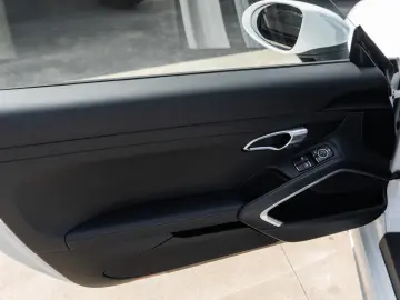 Porsche 718 Boxter Cabrio 2.0 Automat ACC Kessy Bi-Xenon