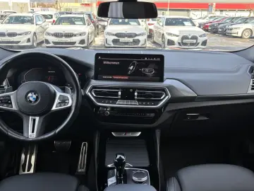 BMW X4 M40d Laser HUD 360