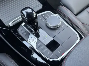 BMW X4 M40d Laser HUD 360