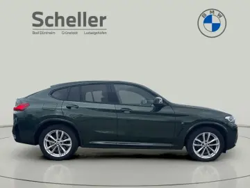 BMW X4 M40d Head-Up