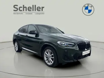 BMW X4 M40d Head-Up