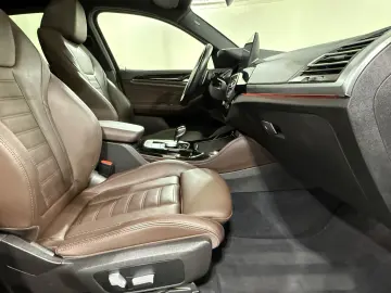 BMW X4 M40d HUD  Laser