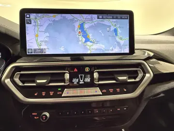 BMW X4 M40d HUD  Laser