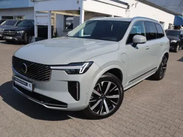 VOLVO XC90 T8 AWD Plug-in Hybrid 360