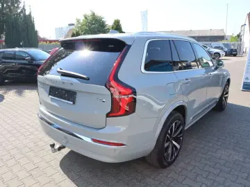 VOLVO XC90 T8 AWD Plug-in Hybrid 360