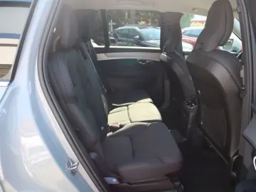 VOLVO XC90 T8 AWD Plug-in Hybrid 360