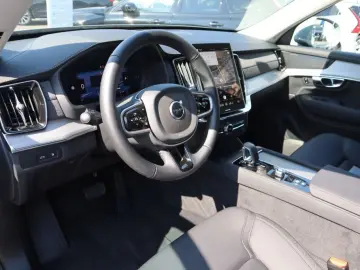 VOLVO XC90 T8 AWD Plug-in Hybrid 360