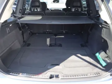 VOLVO XC90 T8 AWD Plug-in Hybrid 360