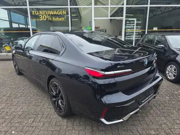 BMW 740 7 740 d xDrive M Sport