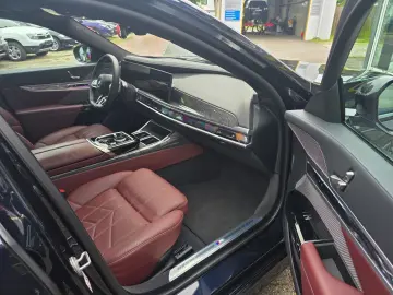 BMW 740 7 740 d xDrive M Sport