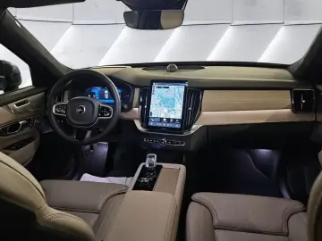 VOLVO XC90 T8PHEV UltraBright Massage Ventil B&W AirSusp 360