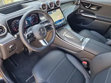 MERCEDES-BENZ GLC 450d 4Matic AMG AHK Pano Technic Distronic