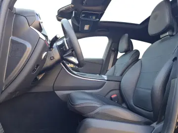 MERCEDES-BENZ GLC 450d 4Matic AMG AHK Pano Technic Distronic
