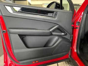 PORSCHE Cayenne S   Offroad-Paket   Massage   BOSE   Ventil