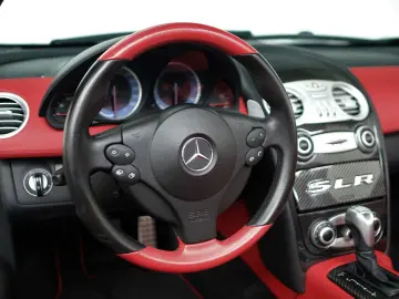 MERCEDES-BENZ SLR  Roadster  EXCLUSIV CARBON 1 OF 520