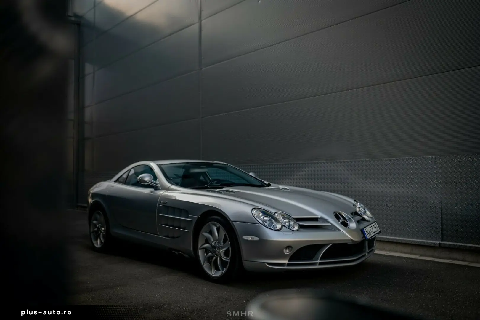 MERCEDES-BENZ SLR McLaren Coupé DT.AUSLIEF WENIG KM KERAMIK