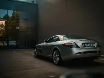 MERCEDES-BENZ SLR McLaren Coupé DT.AUSLIEF WENIG KM KERAMIK