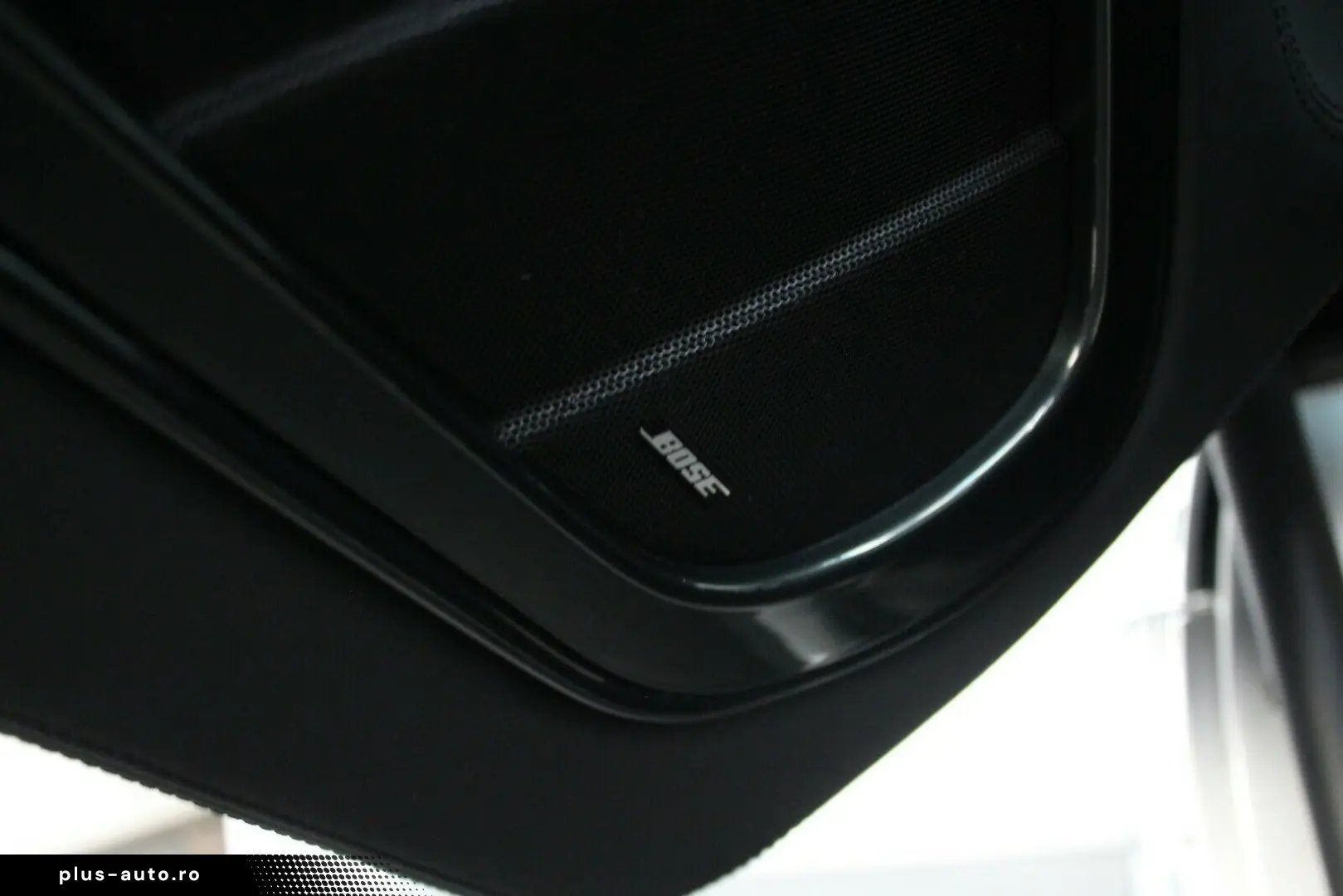 MERCEDES-BENZ SLR McLaren Coupé DT.AUSLIEF WENIG KM KERAMIK