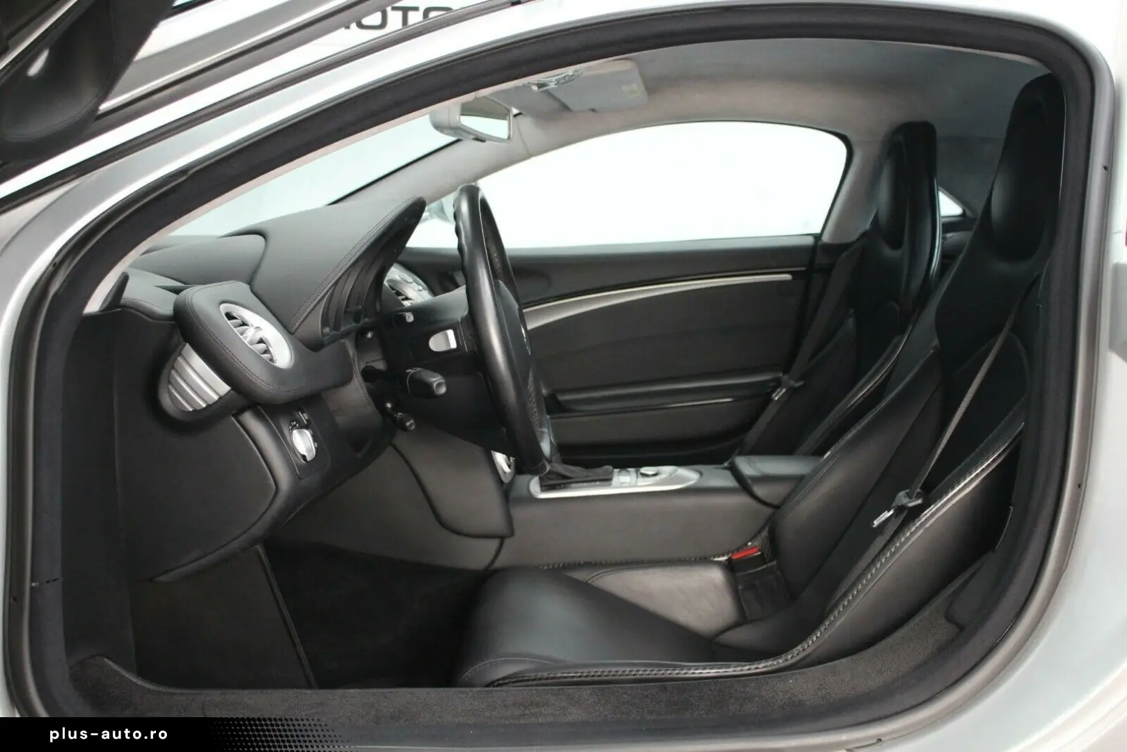 MERCEDES-BENZ SLR McLaren Coupé DT.AUSLIEF WENIG KM KERAMIK