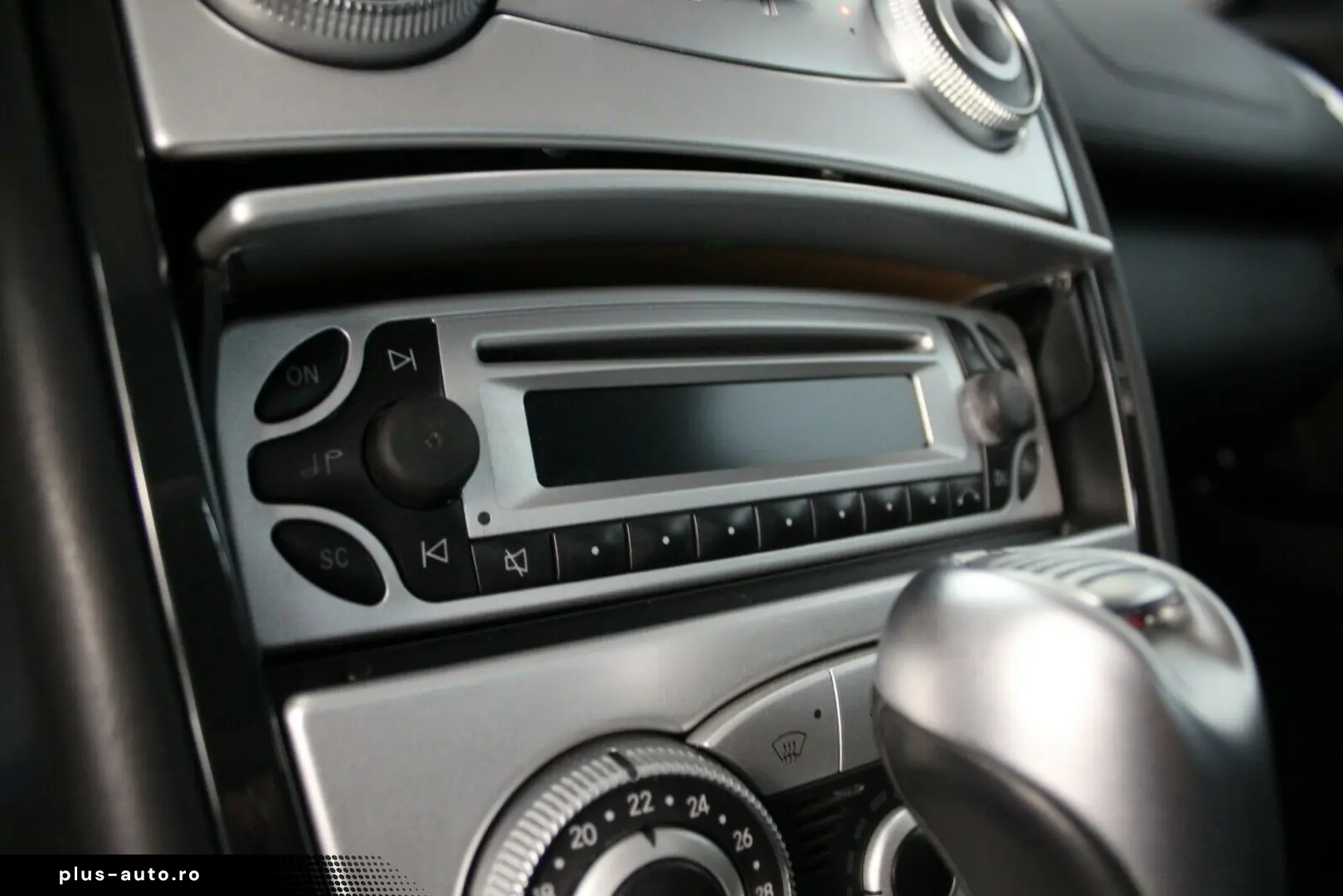 MERCEDES-BENZ SLR McLaren Coupé DT.AUSLIEF WENIG KM KERAMIK