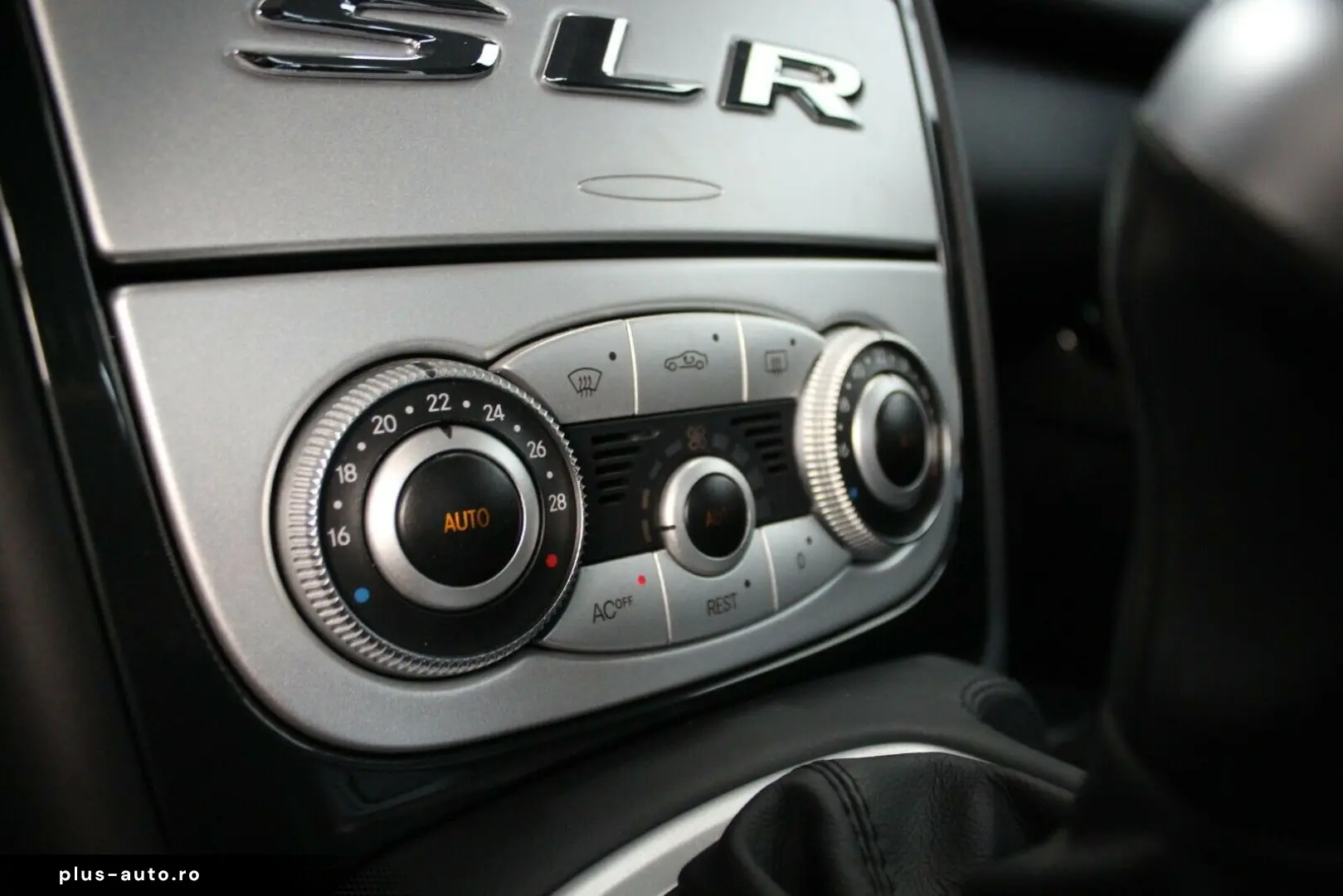 MERCEDES-BENZ SLR McLaren Coupé DT.AUSLIEF WENIG KM KERAMIK