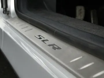 MERCEDES-BENZ SLR McLaren Coupé DT.AUSLIEF WENIG KM KERAMIK