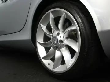 MERCEDES-BENZ SLR McLaren Coupé DT.AUSLIEF WENIG KM KERAMIK