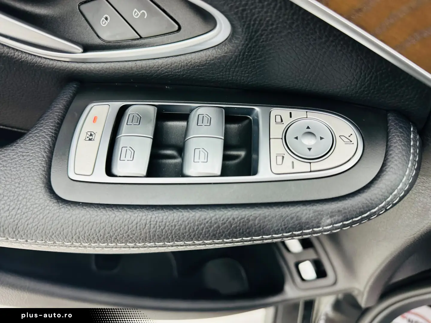 MERCEDESBENZ Glc 250 2017 2.0i E6 4X4 Garantie 12 Luni Rate