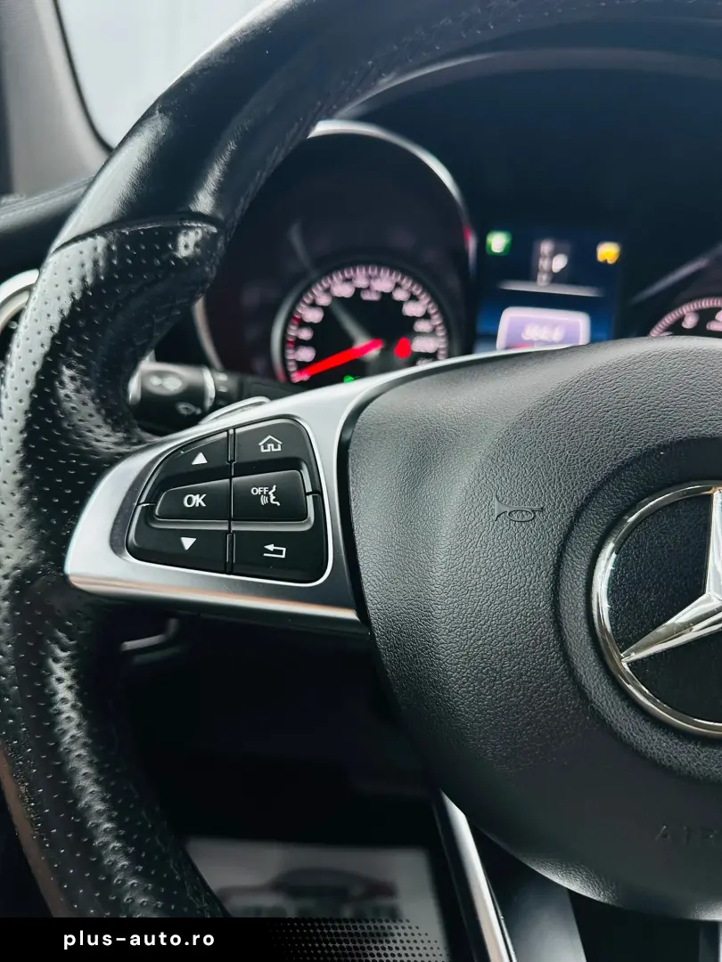 MERCEDESBENZ Glc 250 2017 2.0i E6 4X4 Garantie 12 Luni Rate
