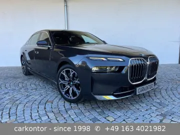 BMW i7 xDr. 60  LOUNGE SEATING AUT TÜREN FOND ENTERT