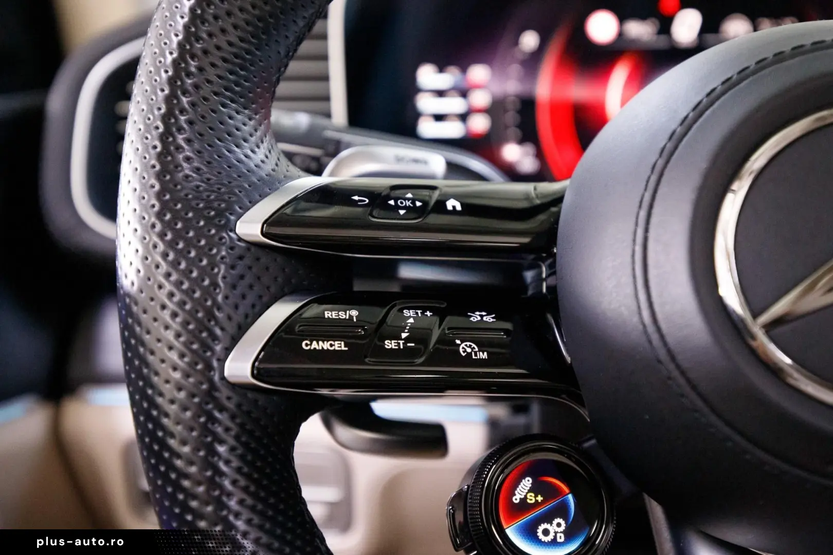 MERCEDES-BENZ GL-Class 2024 — imagine 21