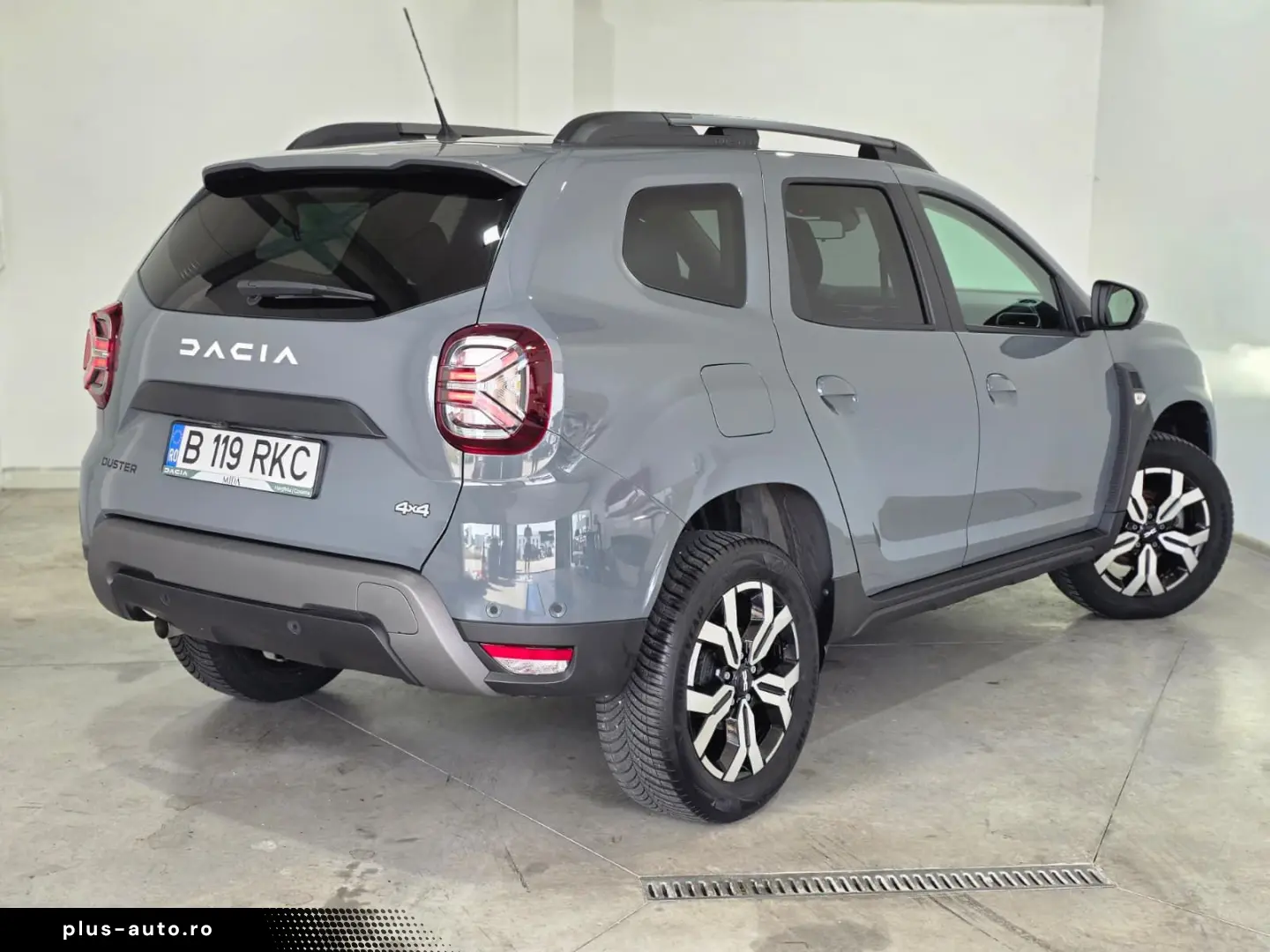 DACIA Duster 2023 — imagine 2