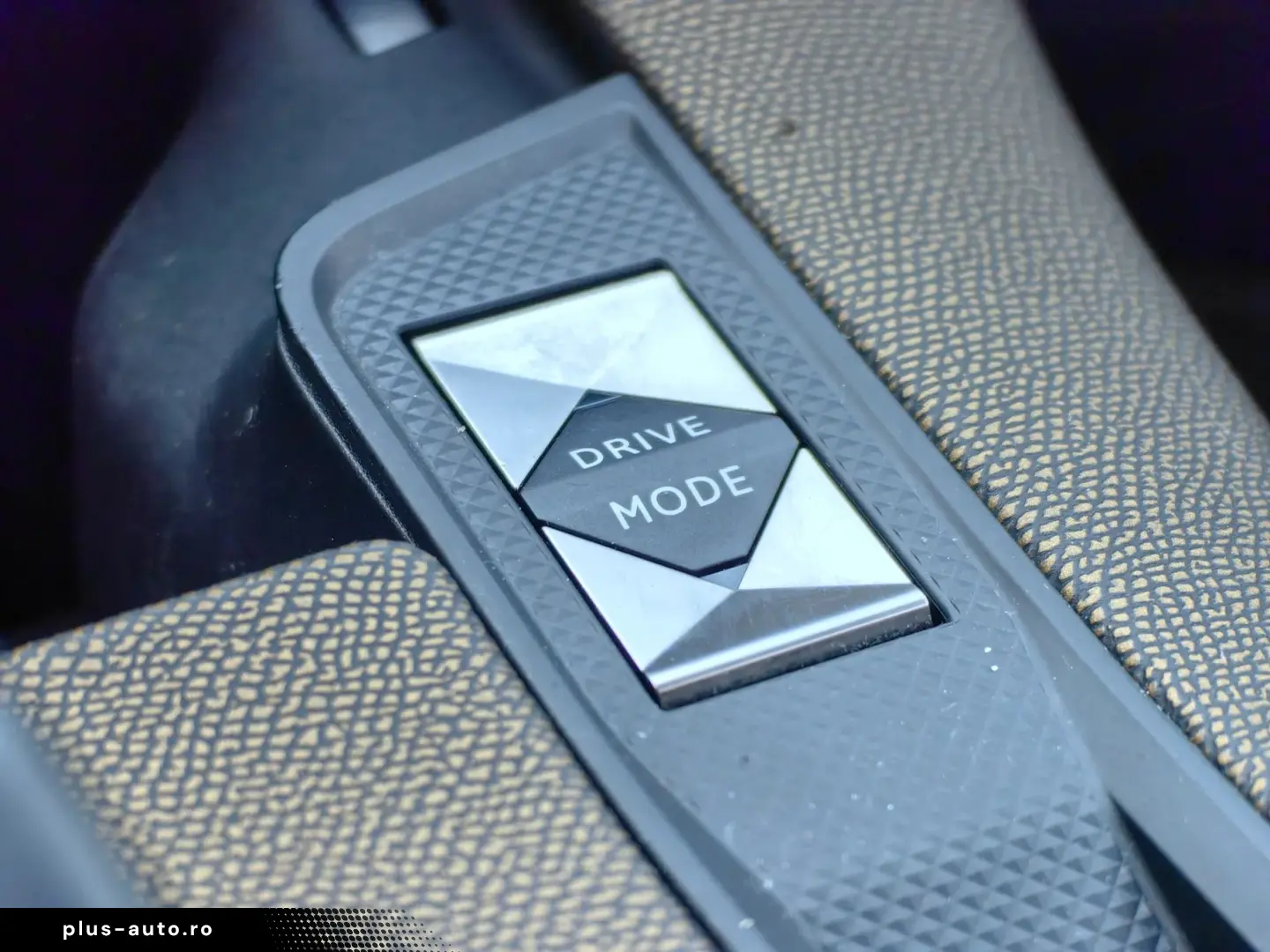 Ds-Automobiles Dsa-Ds7-Crossback