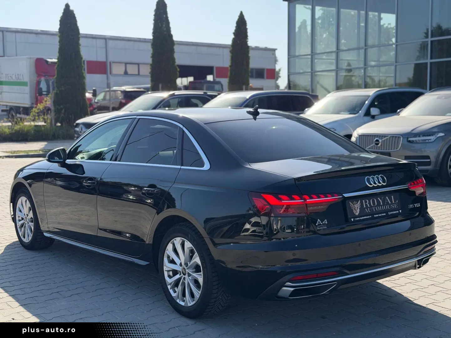 AUDI A4 2023 — imagine 3