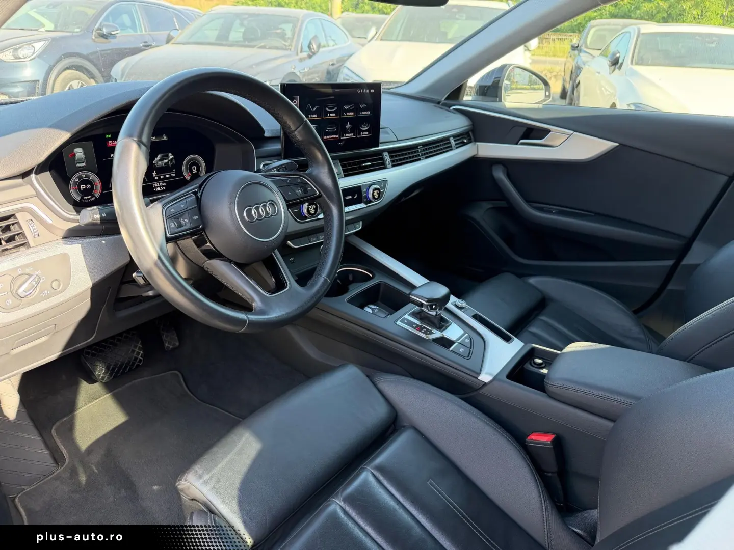 AUDI A4 2023 — imagine 5