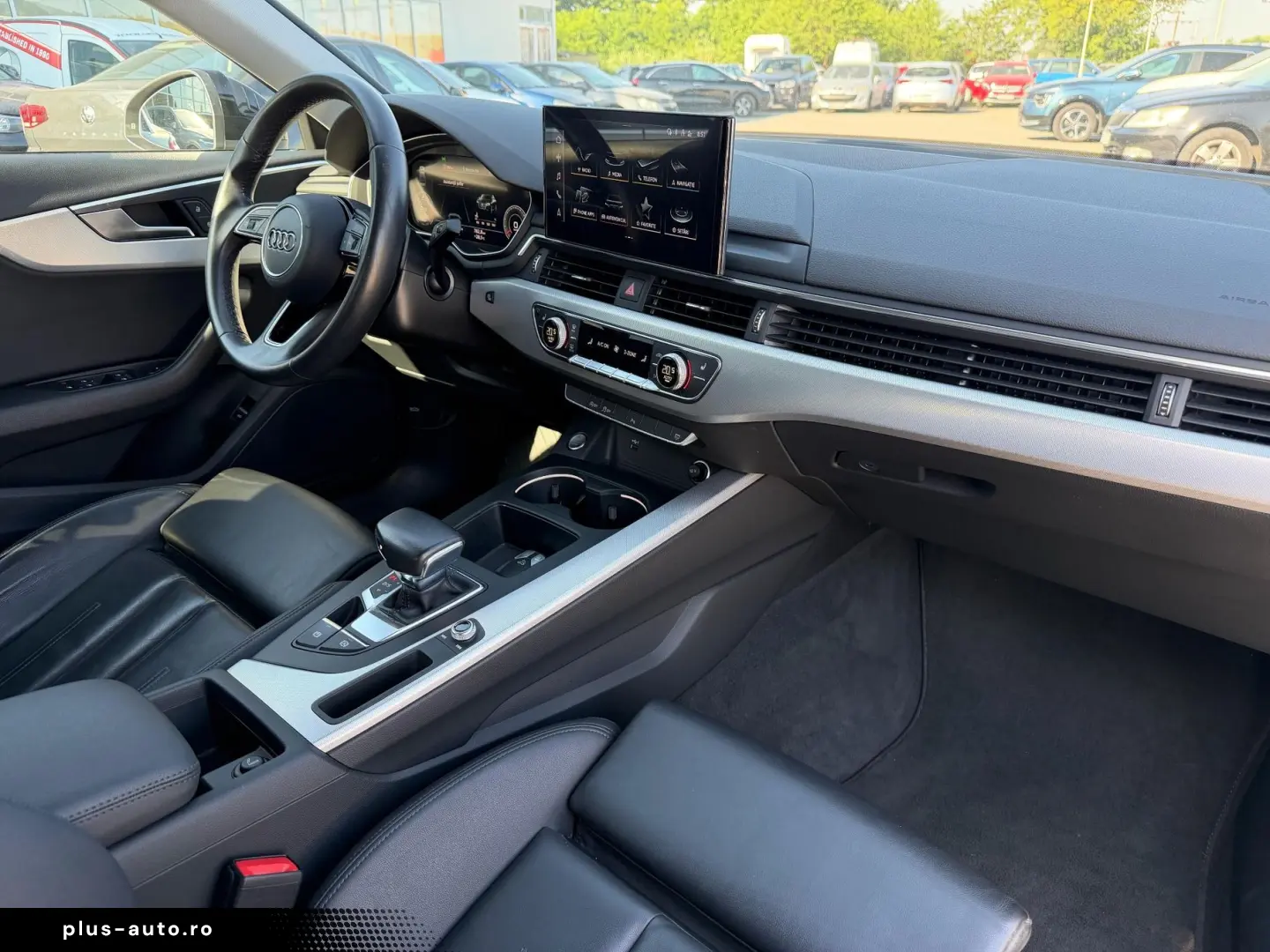 AUDI A4 2023 — imagine 7