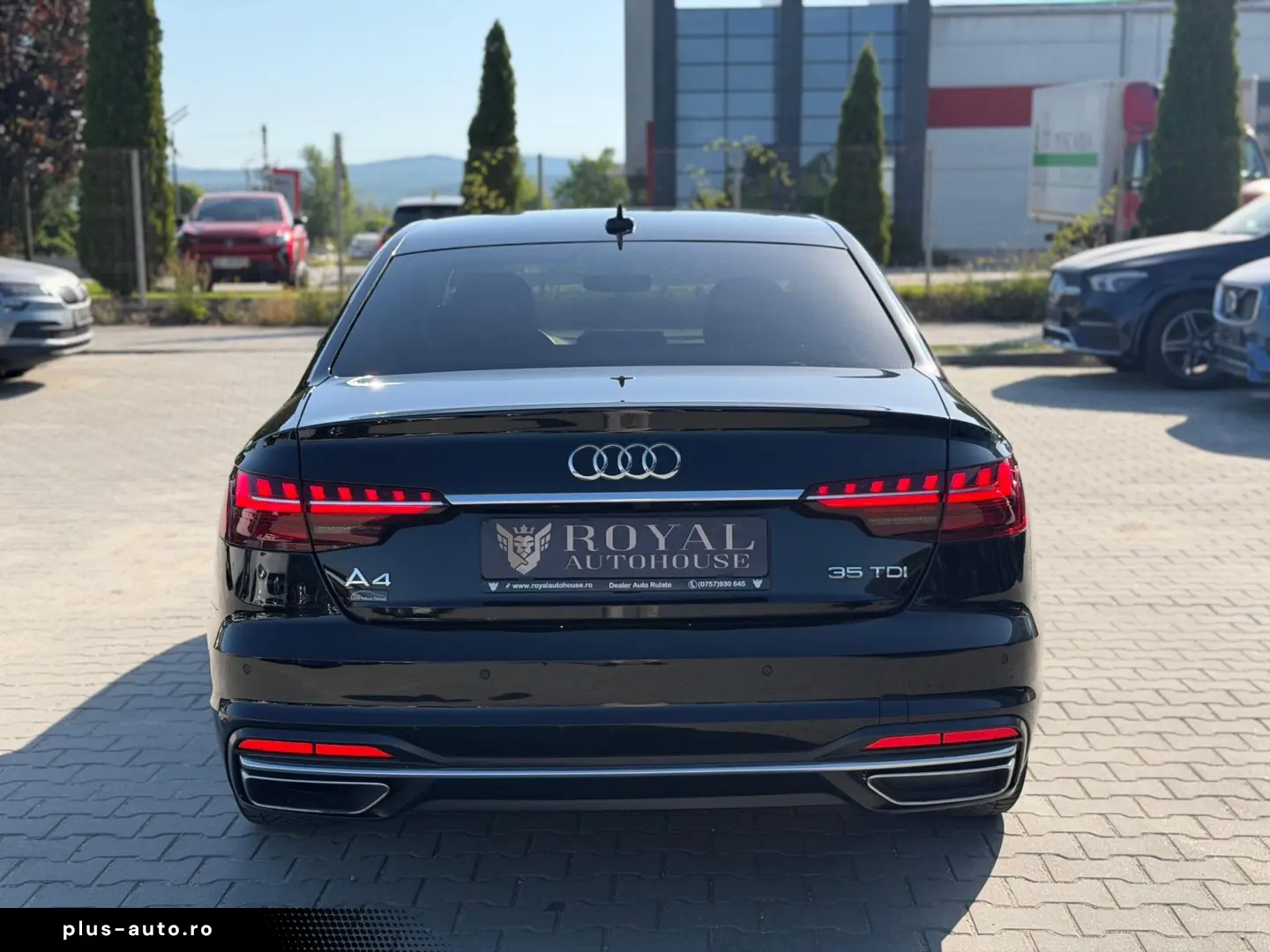 AUDI A4 2023 — imagine 10