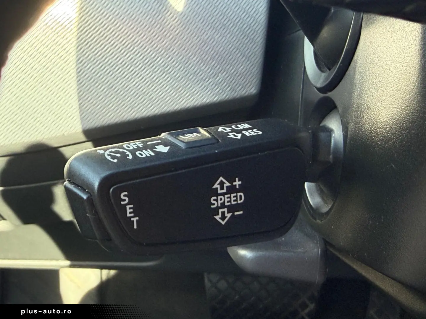 AUDI A4 2023 — imagine 29