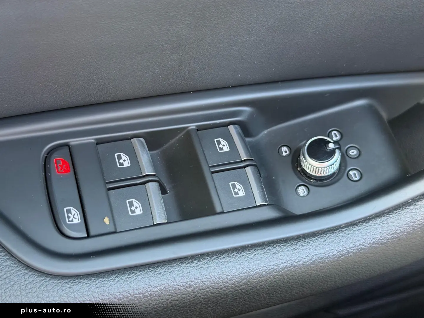 AUDI A4 2023 — imagine 31
