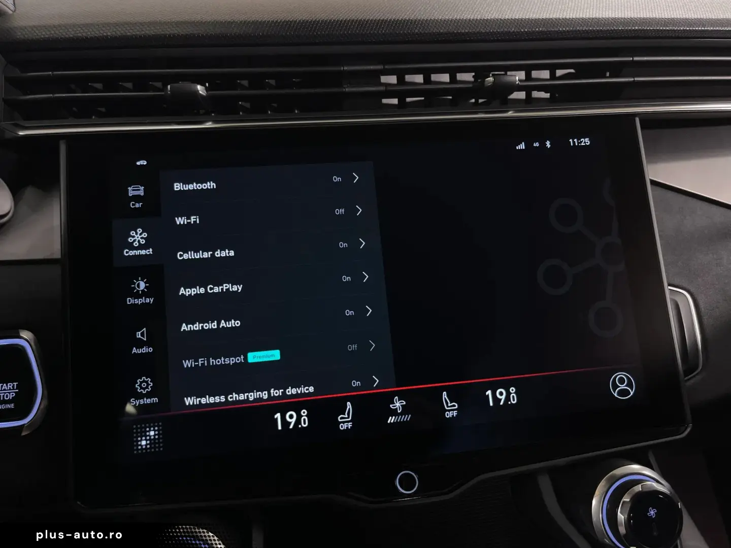 Lynk-Co 01