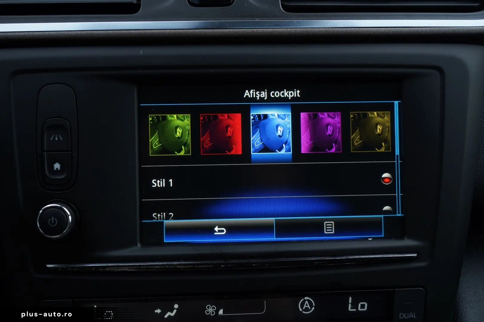 RENAULT Kadjar 2015 — imagine 9