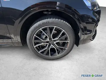 AUDI Q5 Spb. 40 TFSI - 2 x S line - NAVI - MATRIX LED