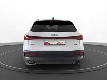 AUDI Q5 2.0 TFSI qu. AHK LED LM 19  Navi PDC RFK ACC