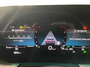 AUDI Q5 2.0 TFSI qu. AHK LED LM 19  Navi PDC RFK ACC
